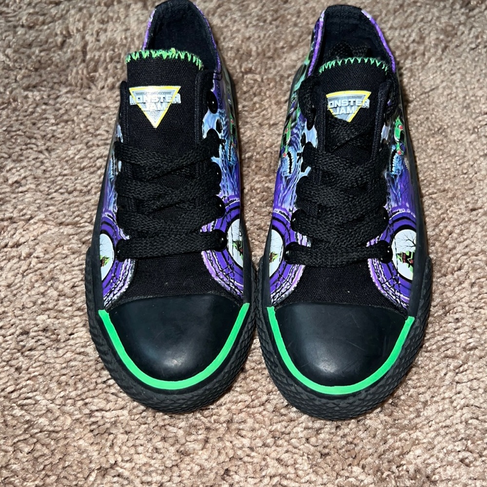 Monster Jam, Grace digger Shoes